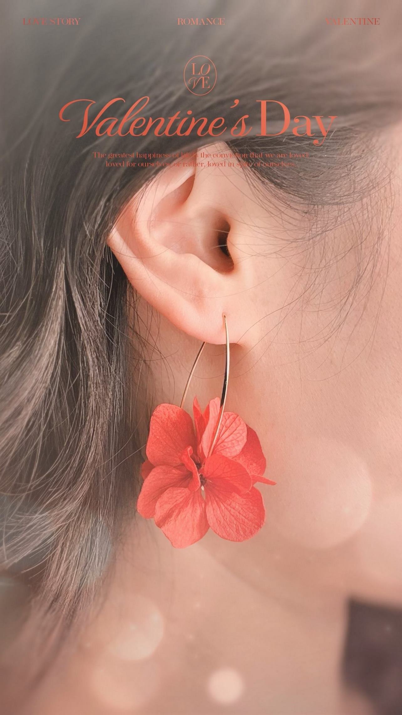 Boucles d'oreilles artisanales de mariage, pétales d'hortensia stabilisé rouge, cadeau de St-Valentin ou cadeau de Noël. Hana&Alice.