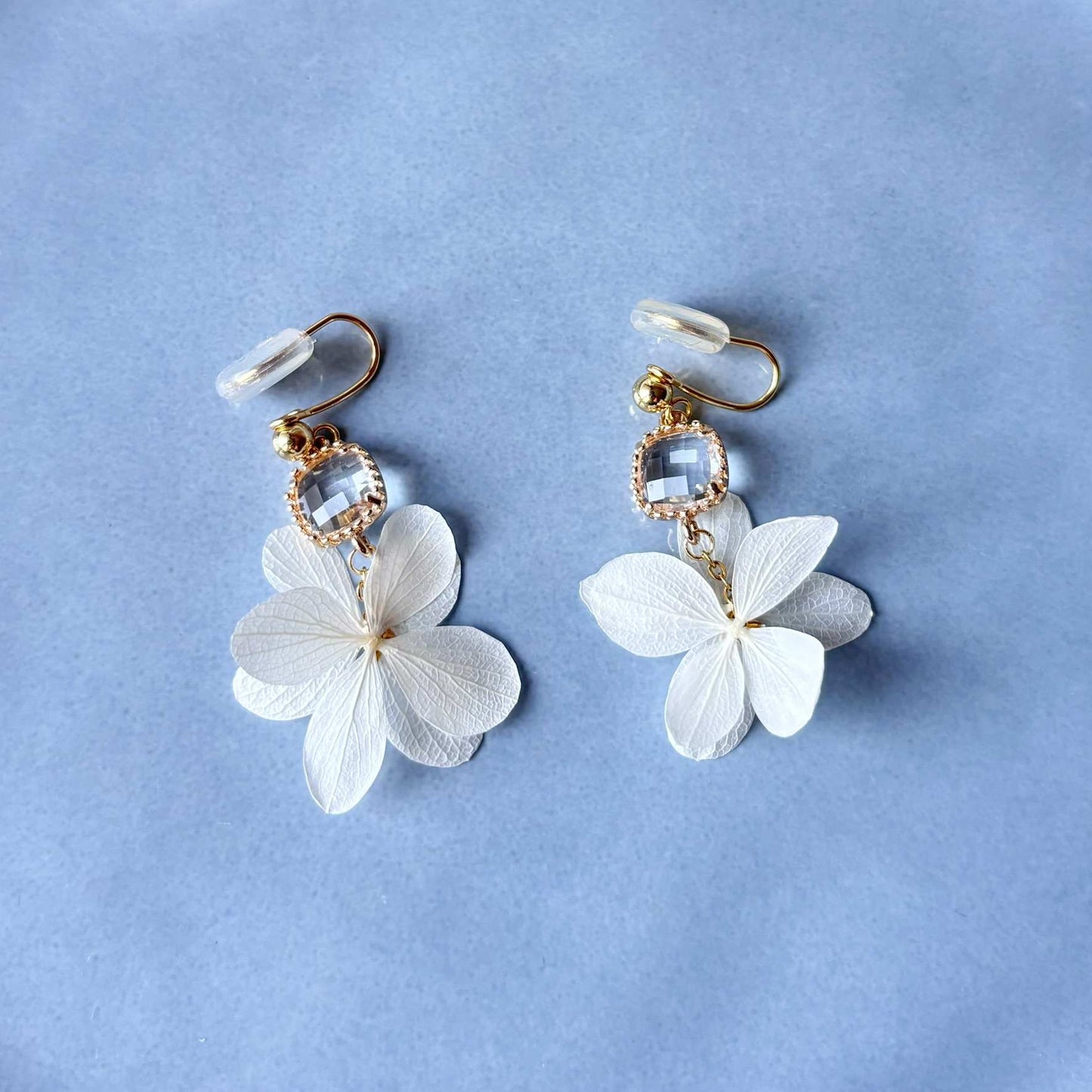 Boucles d’oreilles mariée style romantique intemporel