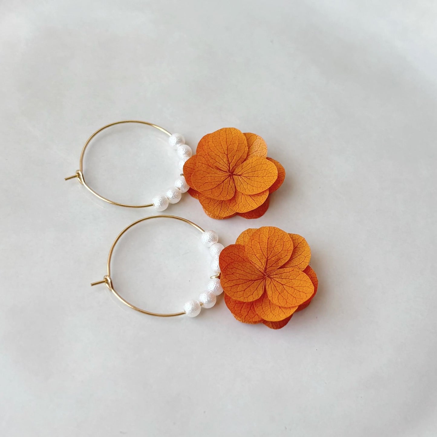 boucles d’oreilles mariage fleurs stabilisées terracotta fait main