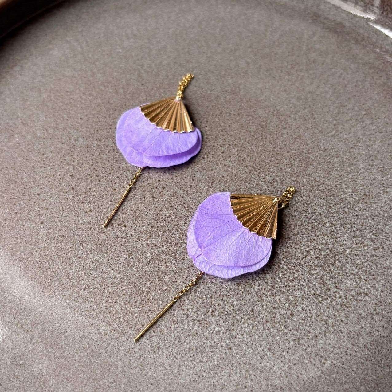 Accessoire mariage raffiné pour mariée ou demoiselles d'honneur, fait main avec soin par Hana&Alice.