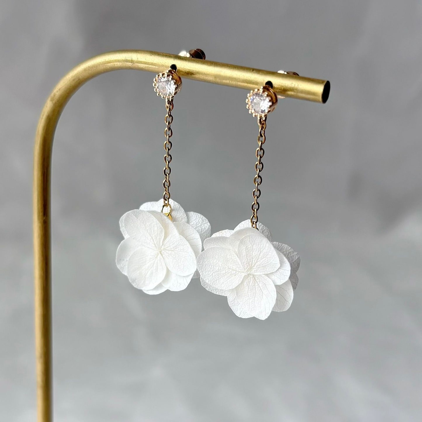 Parure bijoux mariage perle boucles pendantes création artisanale zircon chic