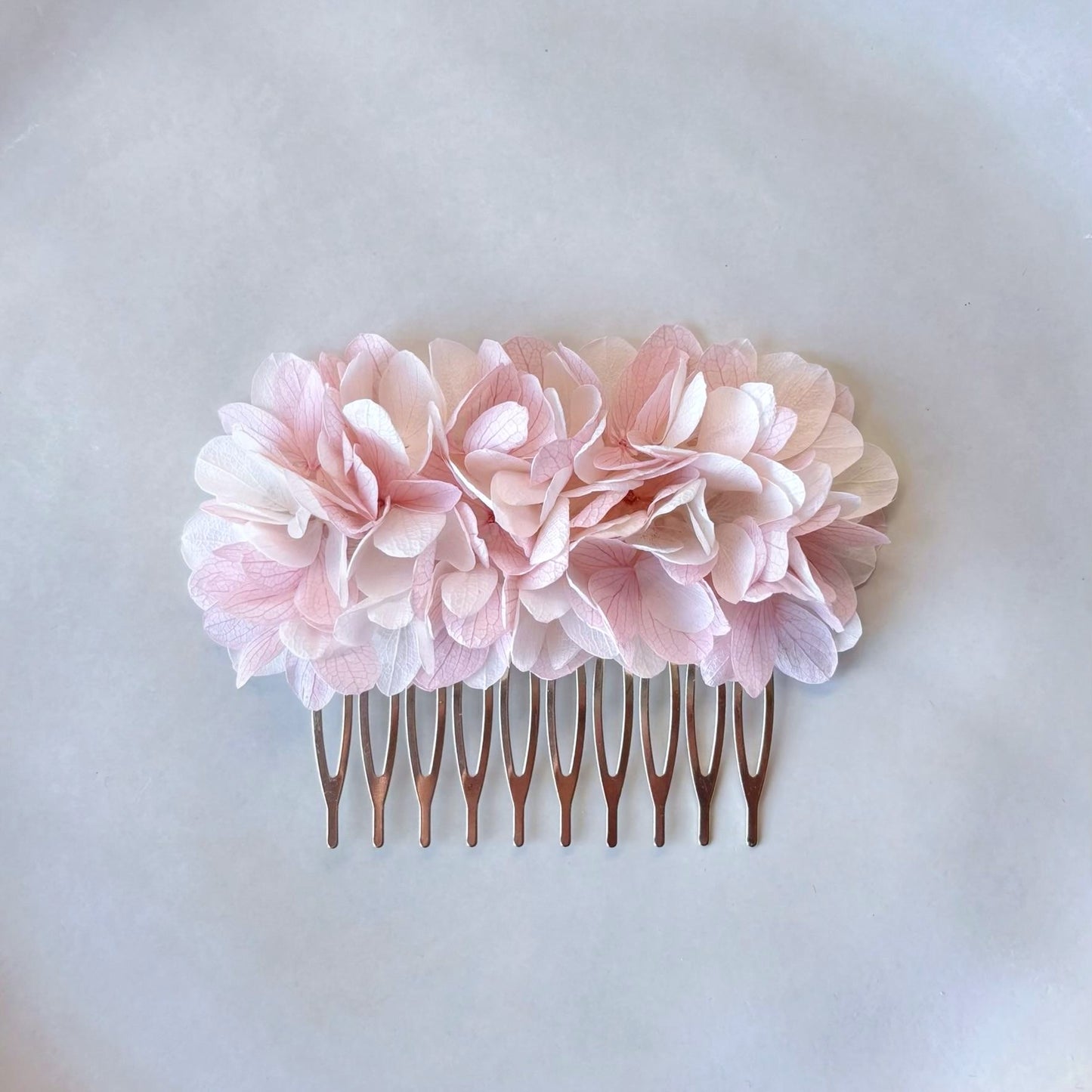 Accessoire cheveux mariage champêtre, fleurs stabilisées fait main.