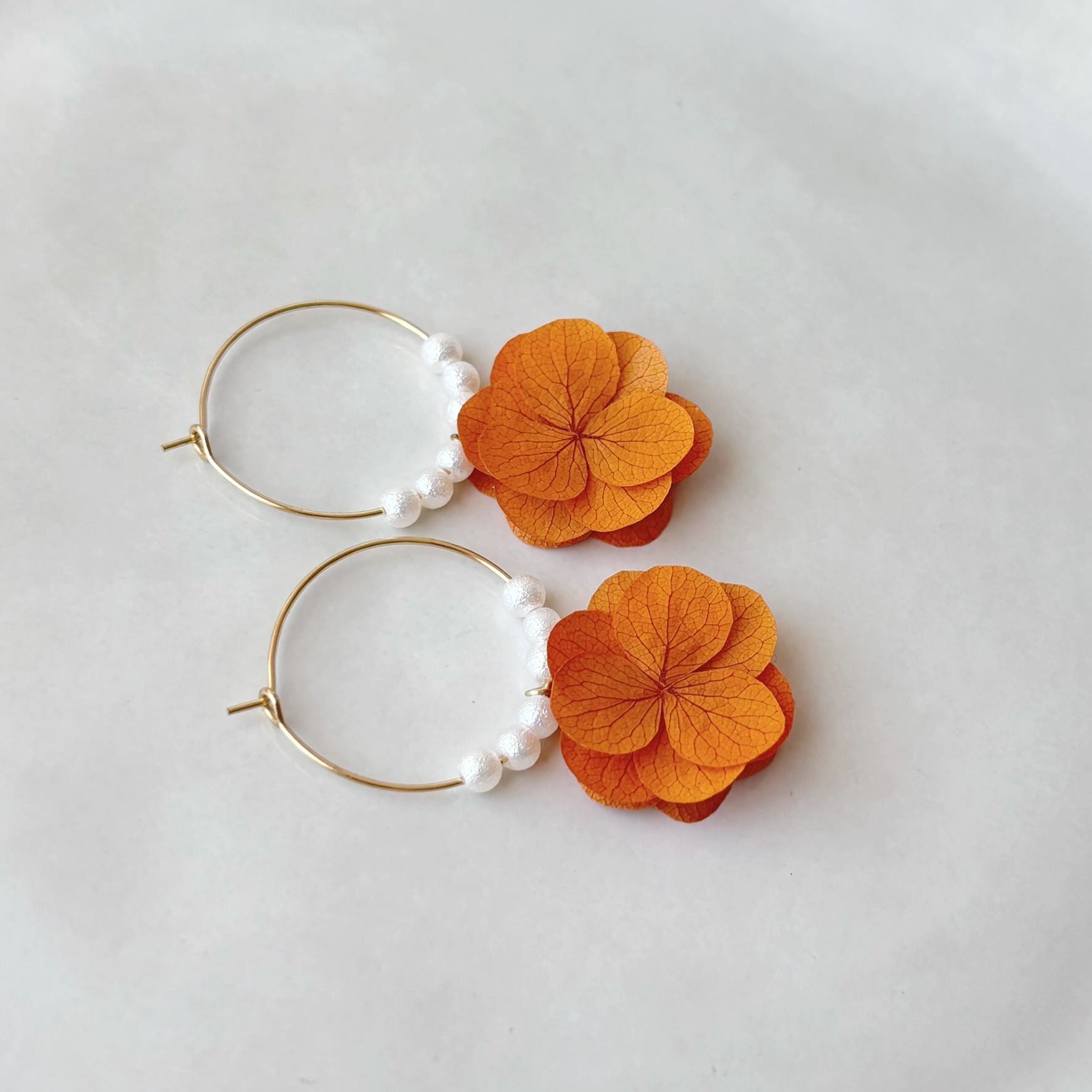 boucles d’oreilles mariage fleurs stabilisées terracotta fait main