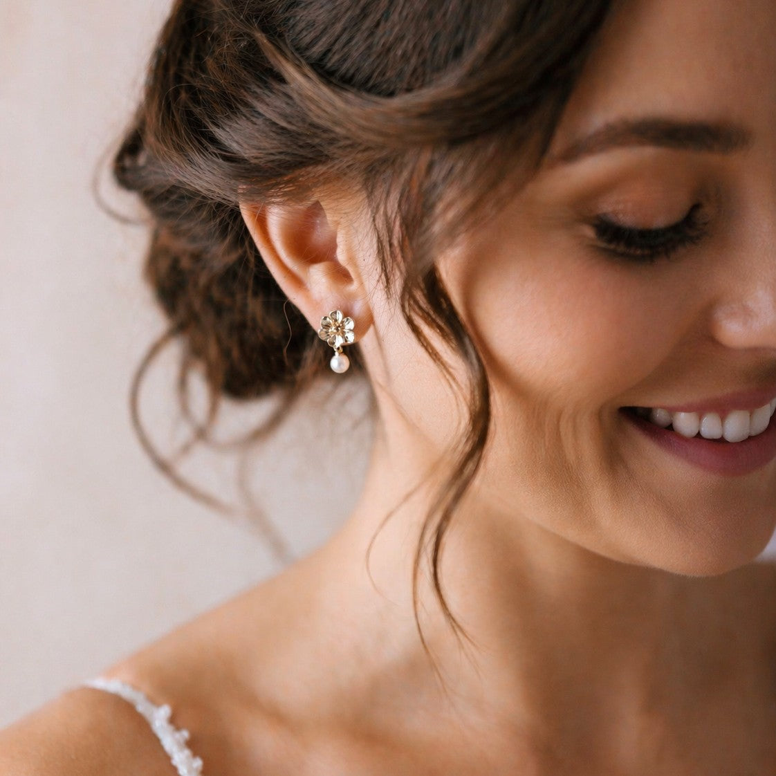 parure bijoux mariage perle avec boucles d'oreilles élégantes