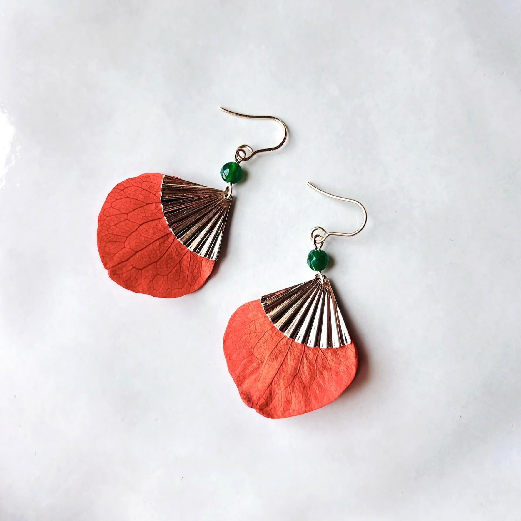 Boucles d’oreilles pour mariée en fleurs stabilisées terracotta, forme éventail légère, bijou mariage fait main