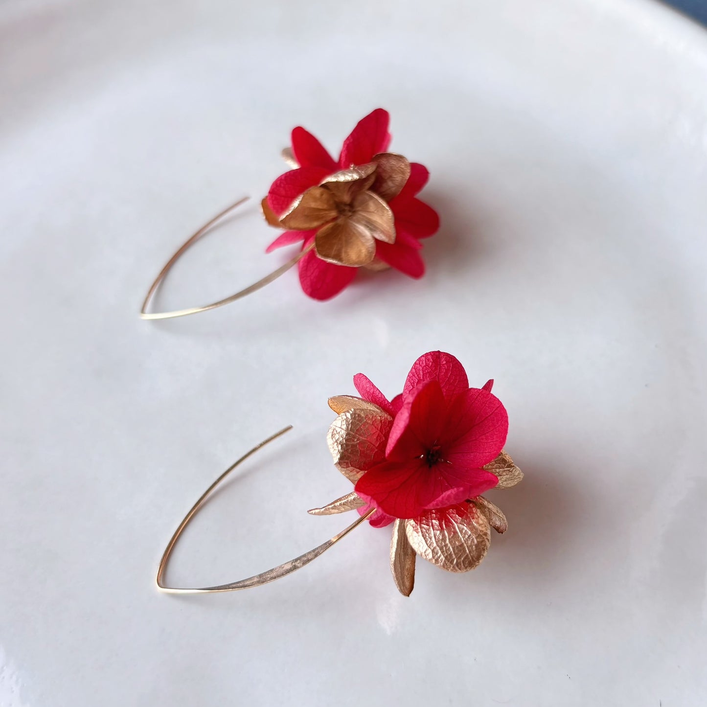Parure de bijoux mariage rouge et doré, boucles d’oreilles artisanales