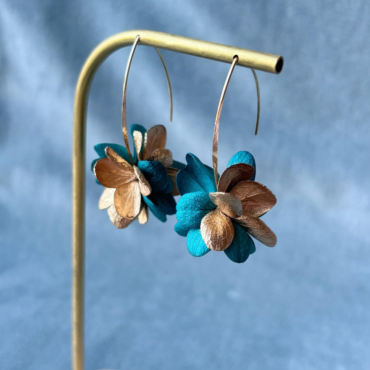 Boucles d’oreilles mariage vert paon bohème chic, accessoire mariage fleuri