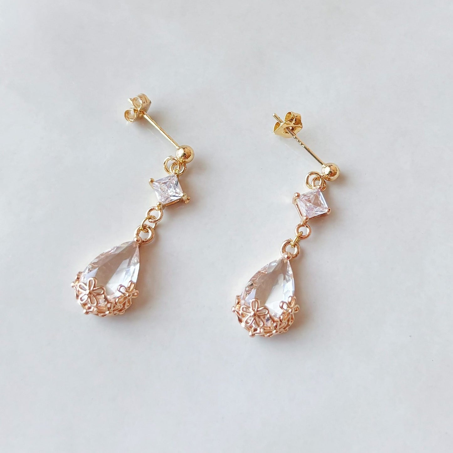 Bijoux de mariée pendants avec perle dorée et verre floral
