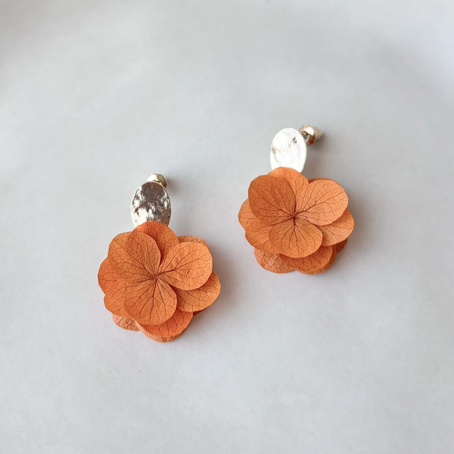 accessoire mariage bohème chic boucles terracotta lumineuses