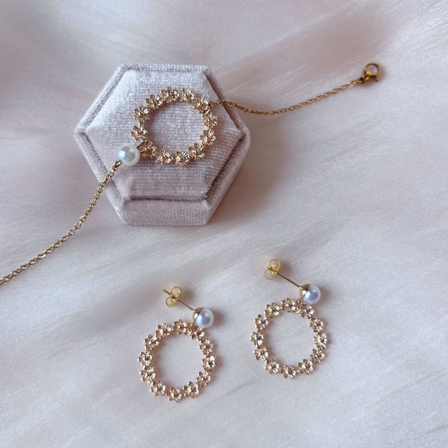 Bracelet pour mariée et demoiselles d’honneur, touche florale naturelle.