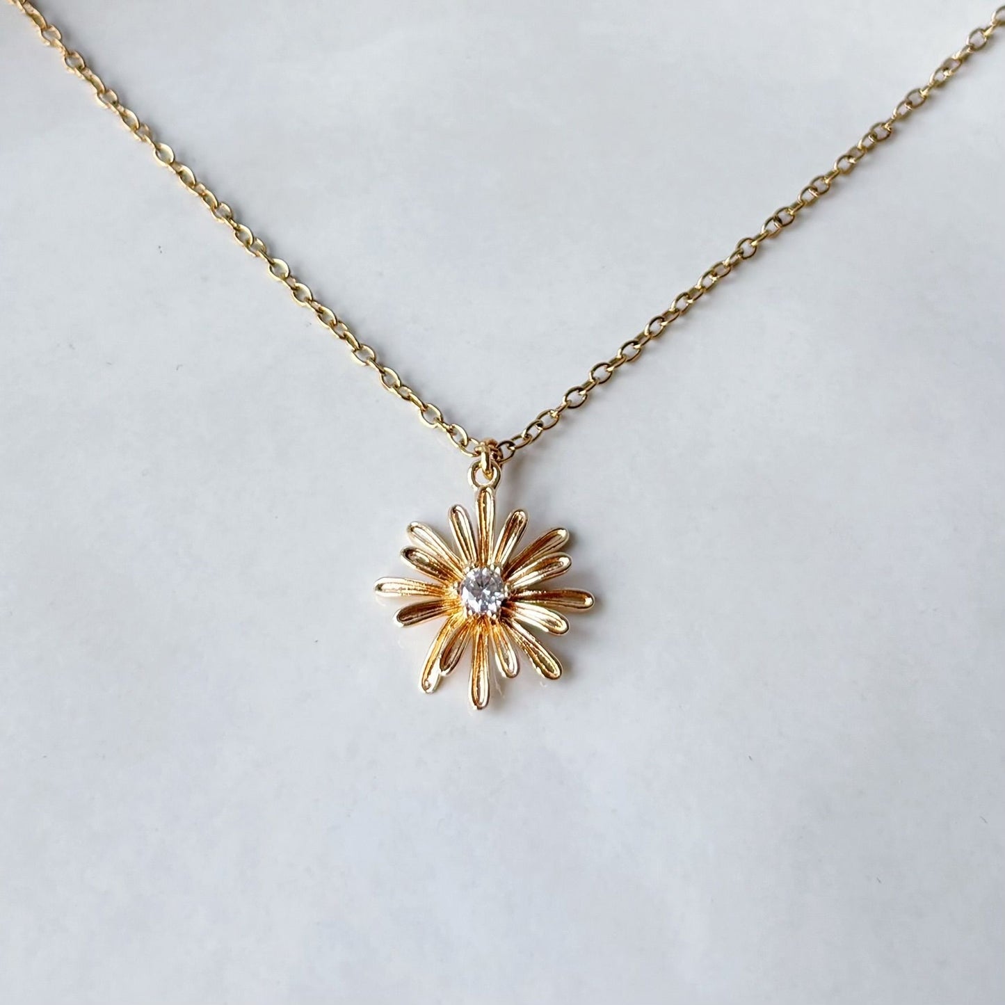 collier mariée marguerite bijoux mariage moderne Hana&Alice