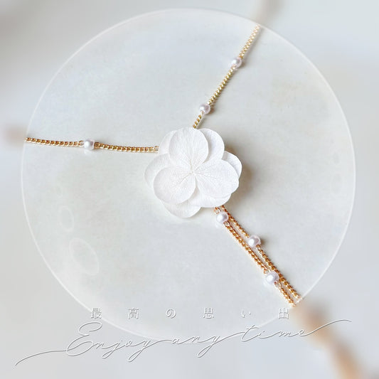 Accessoire mariage Hana&Alice, collier fait main en fleurs stabilisées