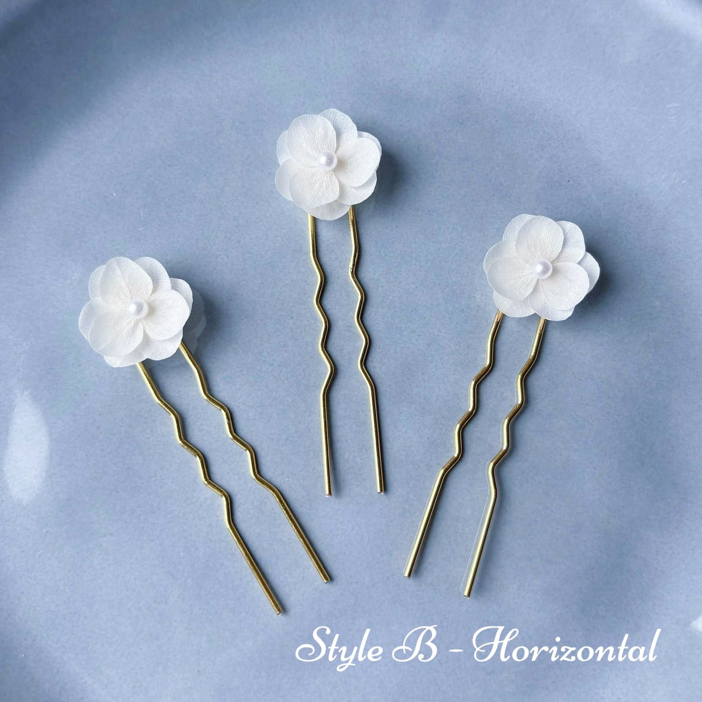 Pique chignon mariée fleurs stabilisées hortensias blancs – accessoire cheveux mariage création artisanale