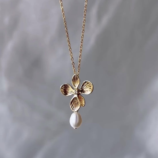 bijoux mariée collier fleur perle naturelle fait main
