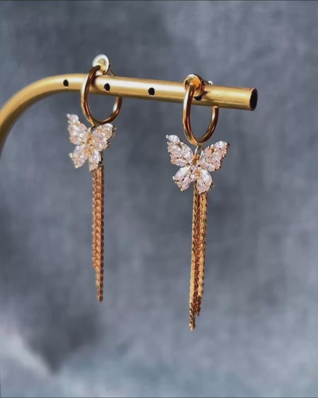 Accessoire de mariage pour oreilles non percées, boucles d’oreilles papillon en zircon.